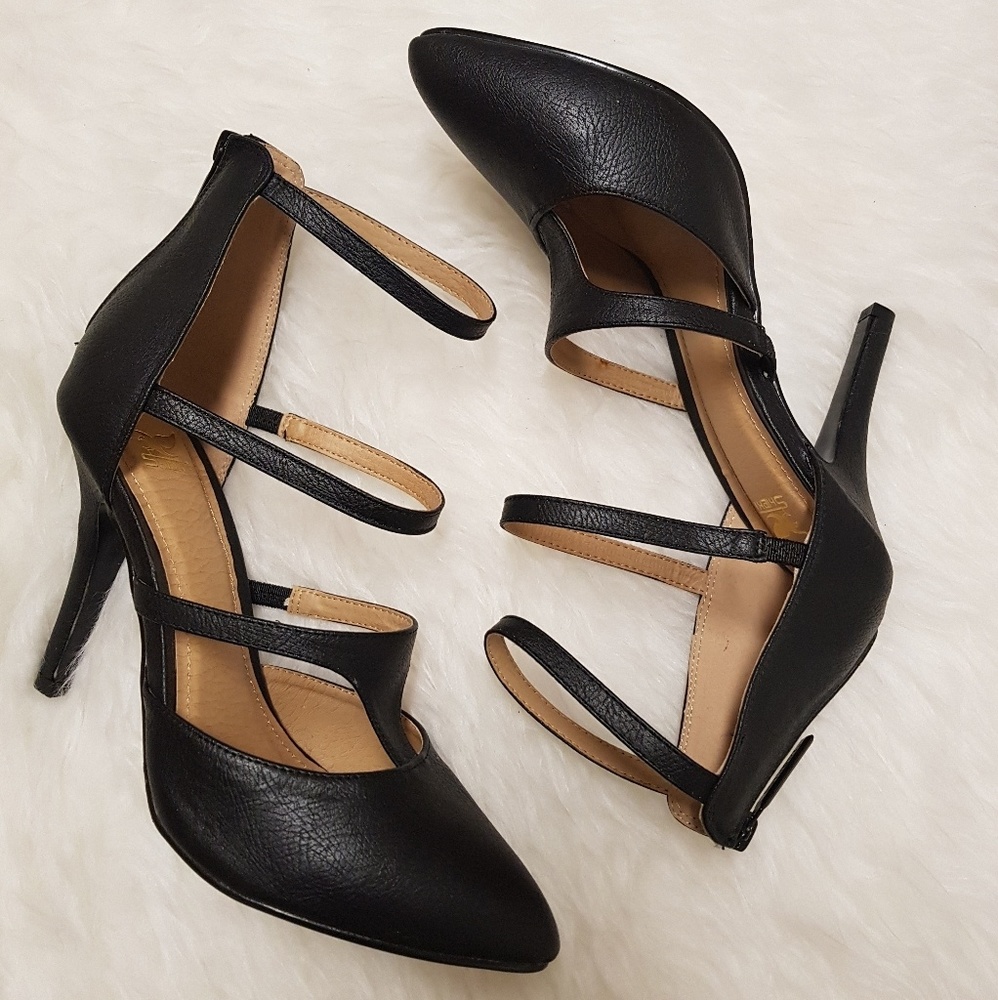 Sheikh black strappy heels (Never worn)